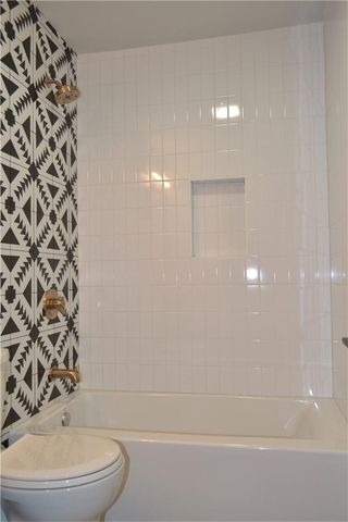 7206 Meador Ave B, Austin, TX 78752