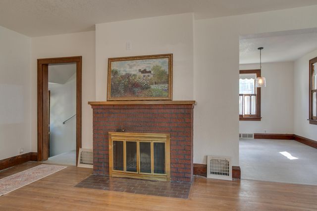 1261 4th Street N, Fargo, ND 58102