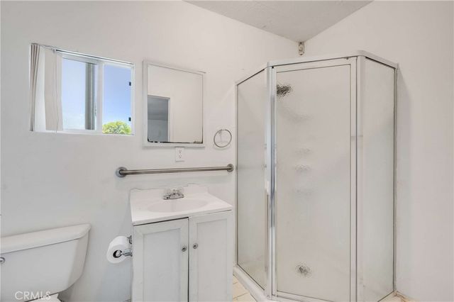 19122 Chase Street, Northridge, CA 91324