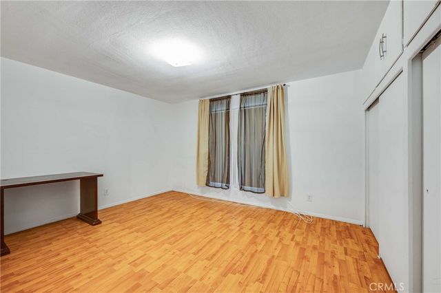 19122 Chase Street, Northridge, CA 91324