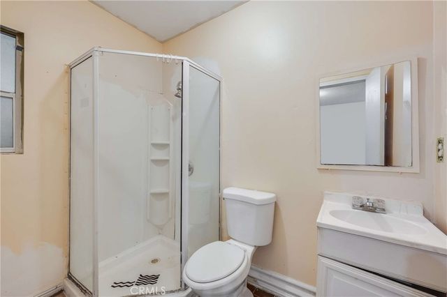 19122 Chase Street, Northridge, CA 91324