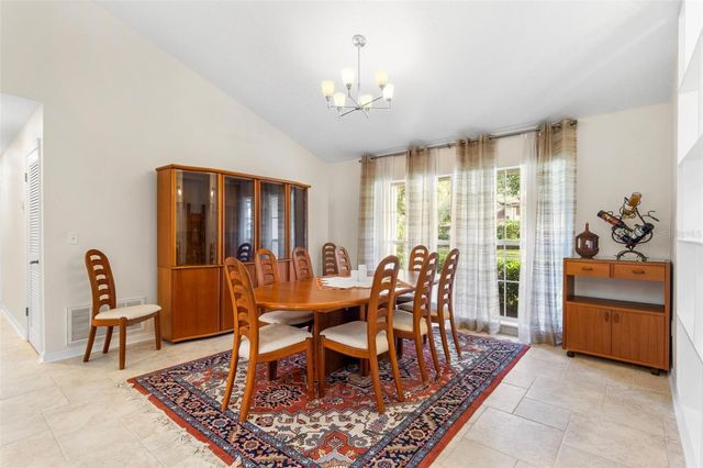 6407 E 112TH AVENUE, Temple Terrace, FL 33617