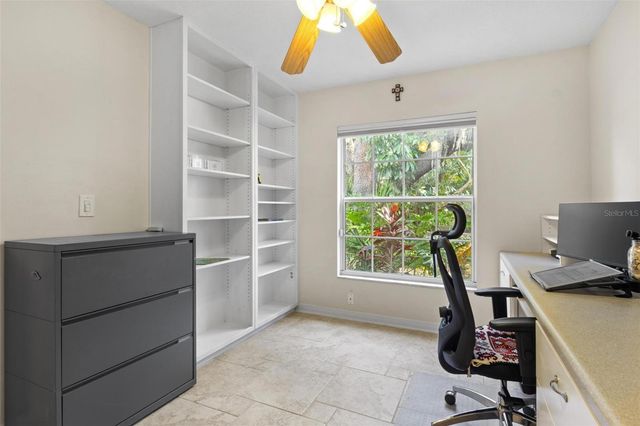 6407 E 112TH AVENUE, Temple Terrace, FL 33617