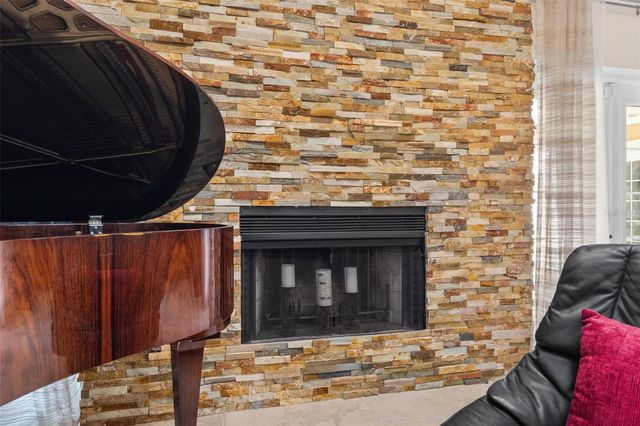 6407 E 112TH AVENUE, Temple Terrace, FL 33617