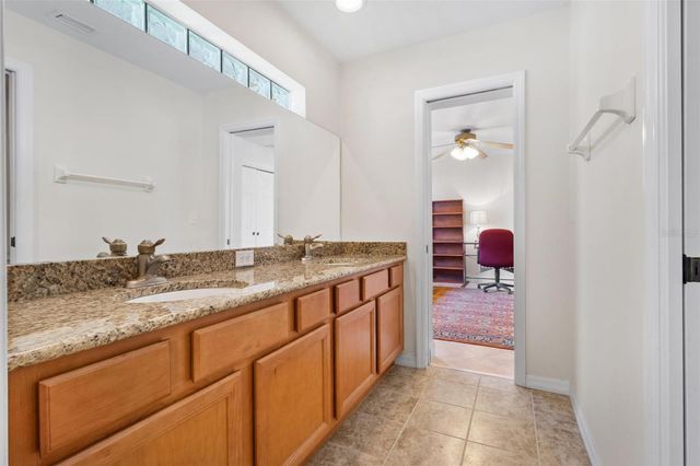 6407 E 112TH AVENUE, Temple Terrace, FL 33617