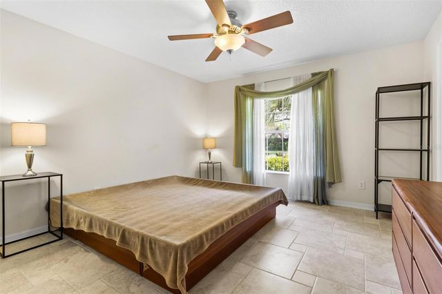 6407 E 112TH AVENUE, Temple Terrace, FL 33617