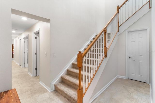 6407 E 112TH AVENUE, Temple Terrace, FL 33617