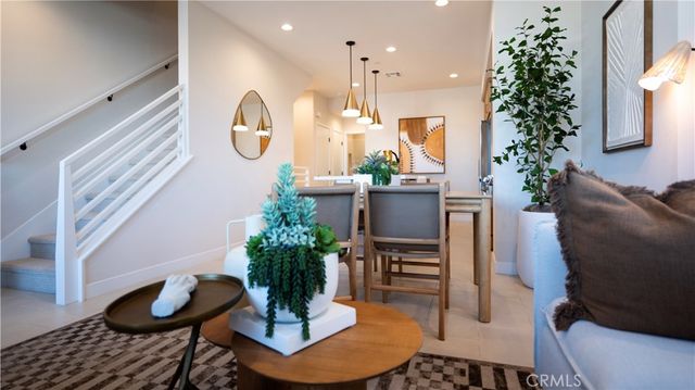 131 N 1st, Upland, CA 91786