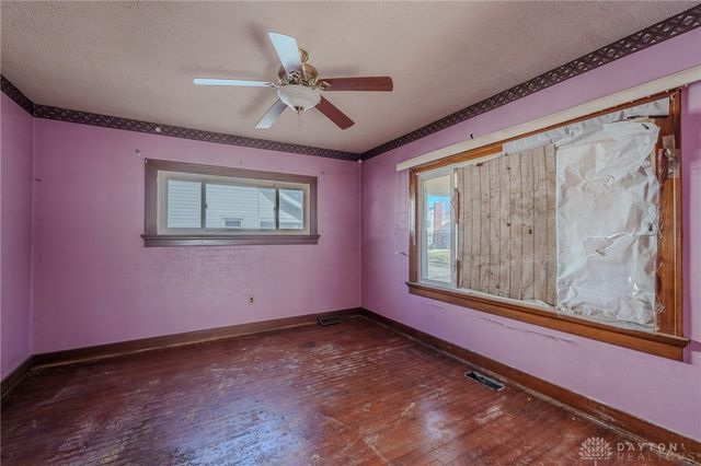 423 Sandalwood Drive, Dayton, OH 45405