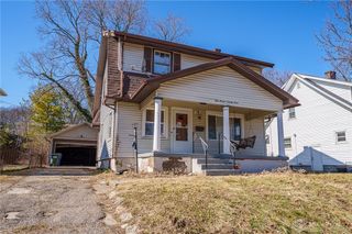 423 Sandalwood Drive, Dayton, OH 45405