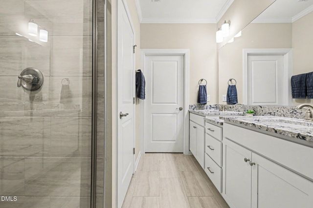 808 Churton Place, Cary, NC 27518