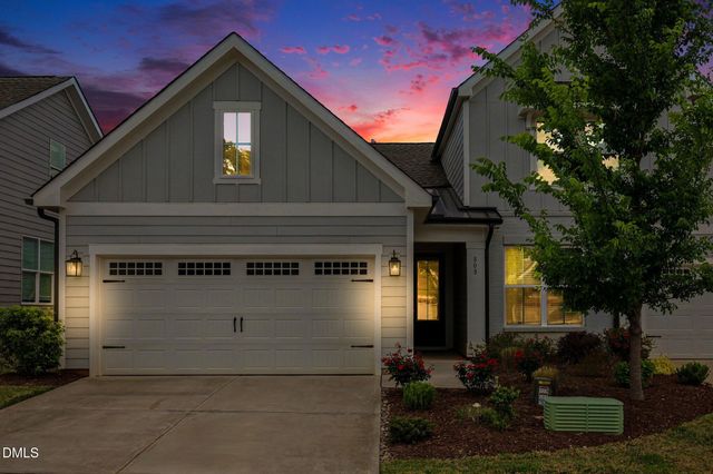 808 Churton Place, Cary, NC 27518