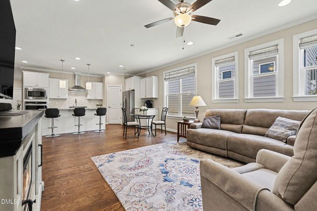 808 Churton Place, Cary, NC 27518