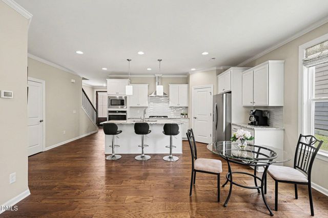 808 Churton Place, Cary, NC 27518