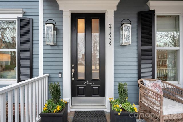 21939 Riddles Court, Cornelius, NC 28031