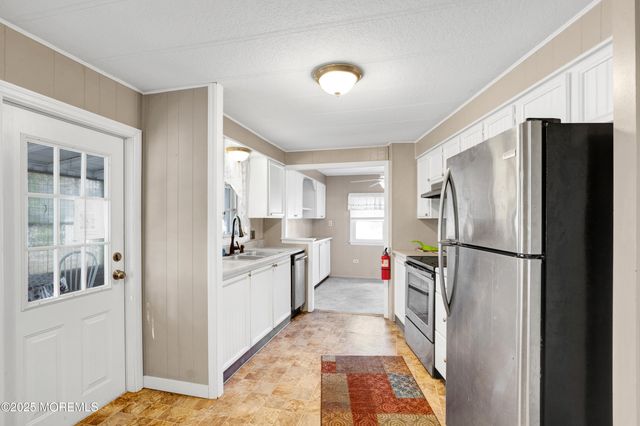 70 Woodchuck Parkway, Whiting, NJ 08759