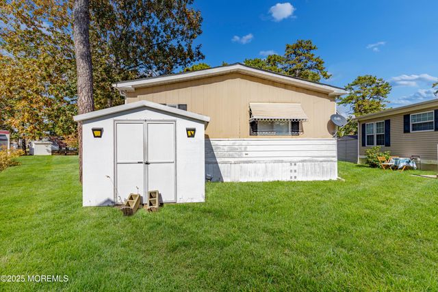 70 Woodchuck Parkway, Whiting, NJ 08759