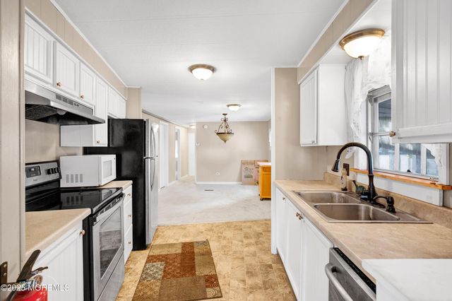 70 Woodchuck Parkway, Whiting, NJ 08759