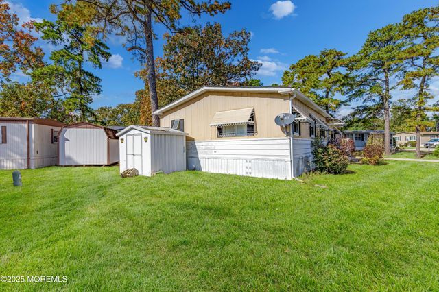 70 Woodchuck Parkway, Whiting, NJ 08759