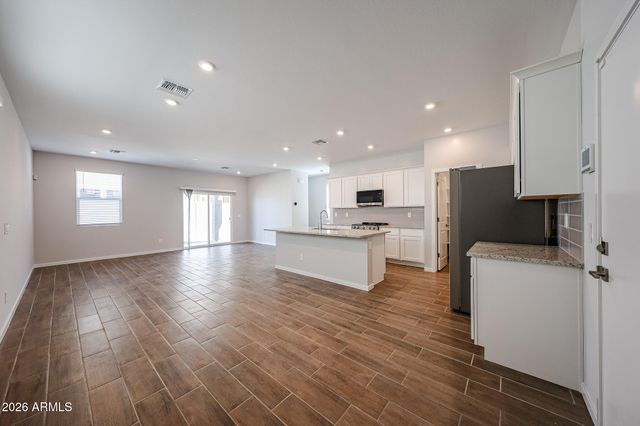 17372 W VILLA HERMOSA Lane, Surprise, AZ 85387