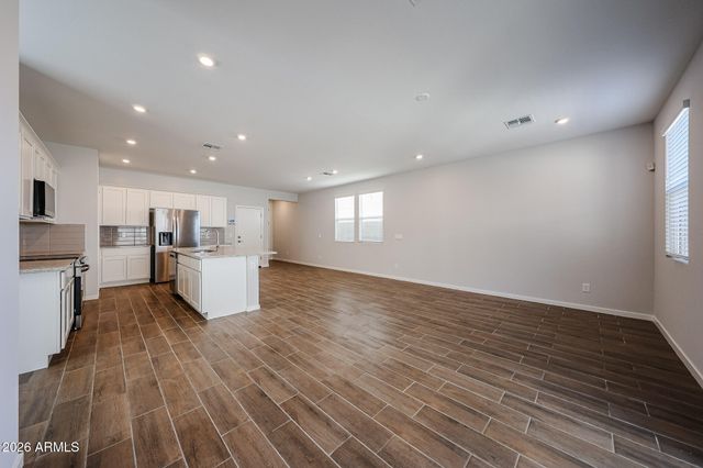 17372 W VILLA HERMOSA Lane, Surprise, AZ 85387