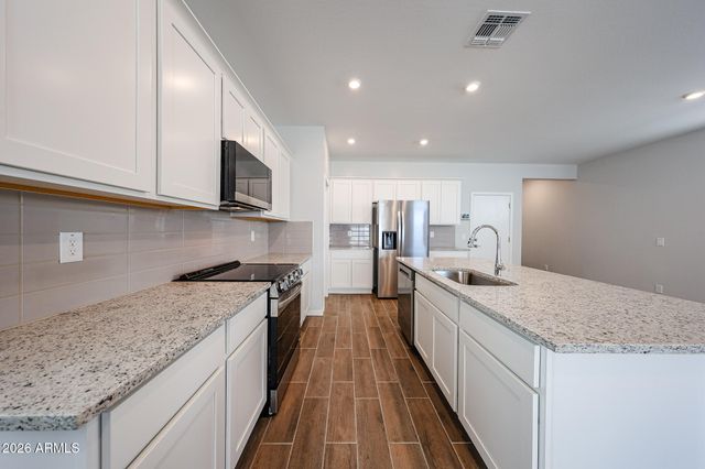 17372 W VILLA HERMOSA Lane, Surprise, AZ 85387