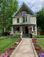 230 Comstock Street 1, Joliet, IL 60436