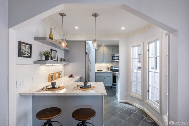 1587 22nd Avenue, San Francisco, CA 94122