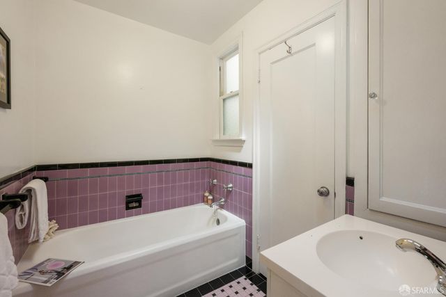 1587 22nd Avenue, San Francisco, CA 94122