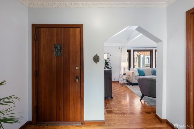 1587 22nd Avenue, San Francisco, CA 94122