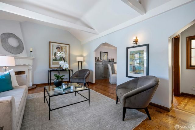 1587 22nd Avenue, San Francisco, CA 94122