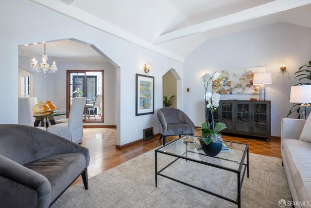 1587 22nd Avenue, San Francisco, CA 94122