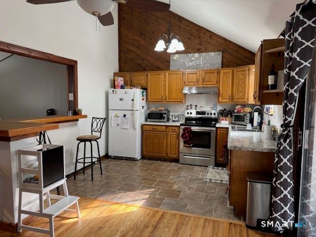 17 Robin Drive, Barkhamsted, CT 06063