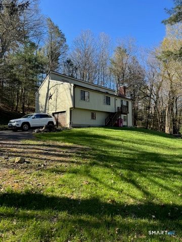 17 Robin Drive, Barkhamsted, CT 06063
