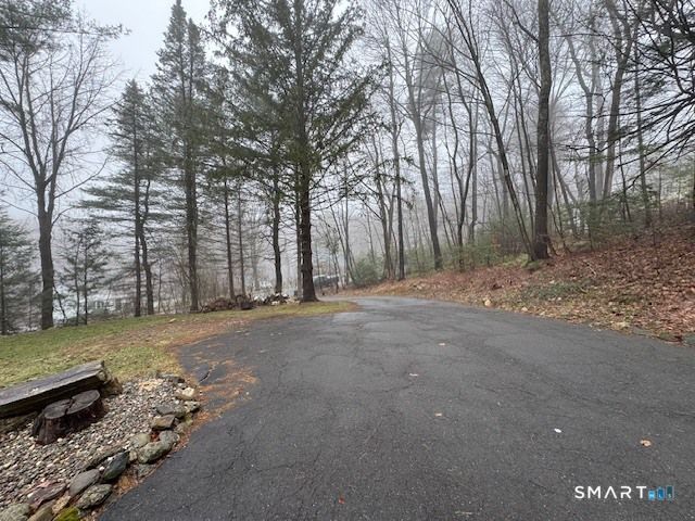 17 Robin Drive, Barkhamsted, CT 06063