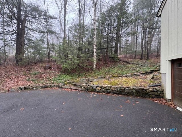 17 Robin Drive, Barkhamsted, CT 06063