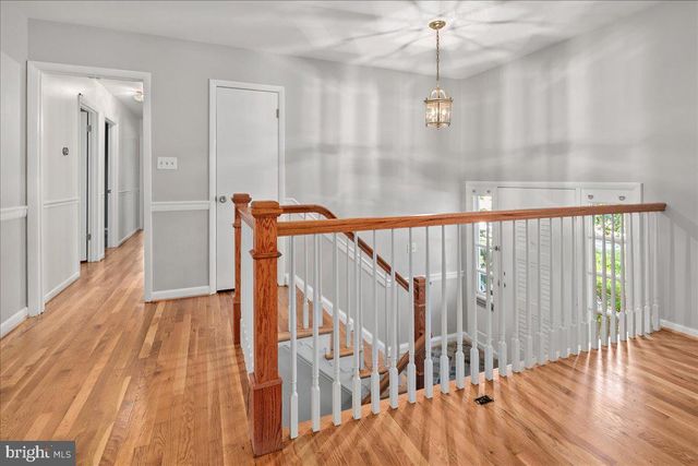 3026 BATTERSEA LN, Alexandria, VA 22309