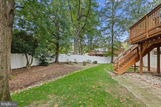 3026 BATTERSEA LN, Alexandria, VA 22309