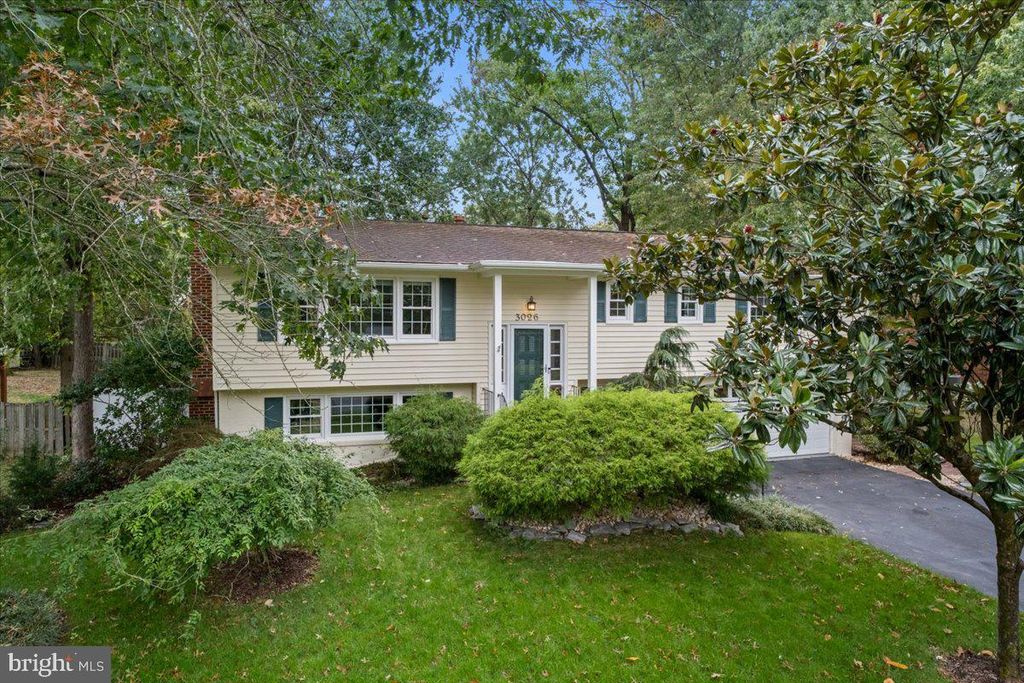 3026 BATTERSEA LN, Alexandria, VA 22309