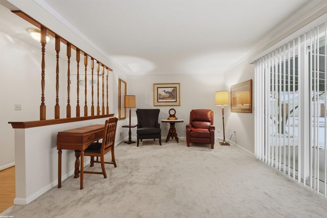 664 Country Club Street, Saint Clair Shores, MI 48082