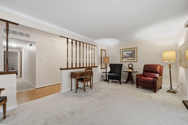 664 Country Club Street, Saint Clair Shores, MI 48082