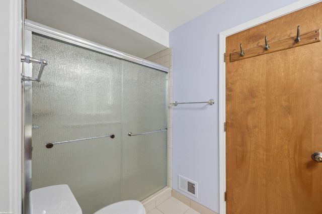 664 Country Club Street, Saint Clair Shores, MI 48082