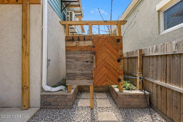30 S 2nd Street, Highlands, NJ 07732
