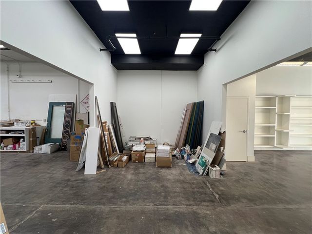 105 Spring Street, Springdale, AR 72764