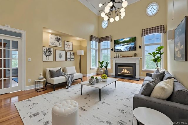 199 Hirst Road, Briarcliff Manor, NY 10510