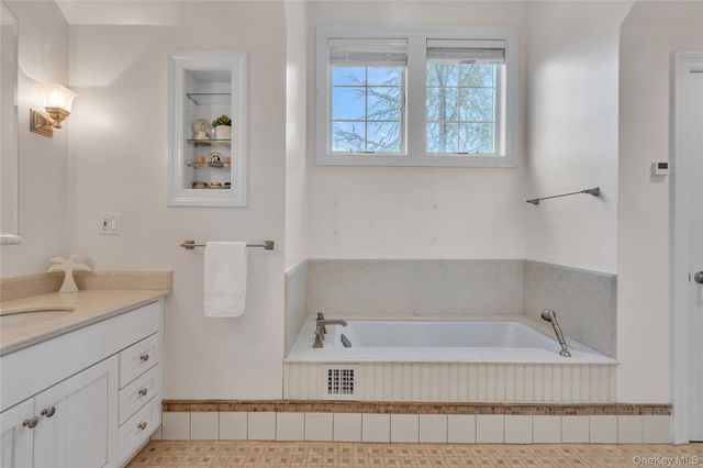 199 Hirst Road, Briarcliff Manor, NY 10510