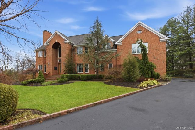 199 Hirst Road, Briarcliff Manor, NY 10510