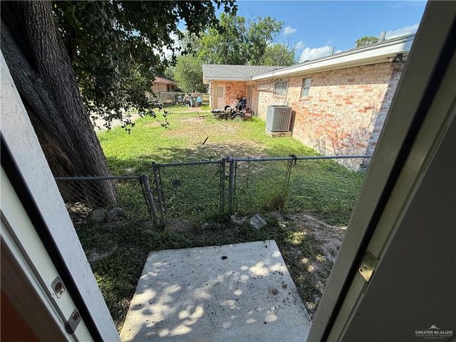 611 N Keralum Avenue, Mission, TX 78572