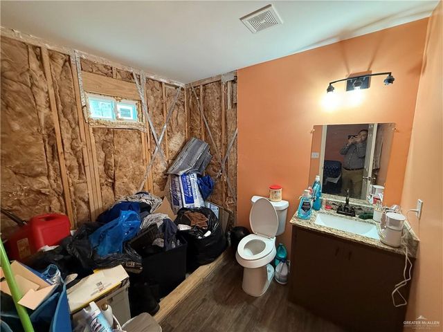 611 N Keralum Avenue, Mission, TX 78572