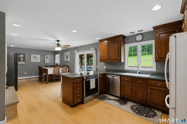 119 Obtuse Hill Road, Brookfield, CT 06804